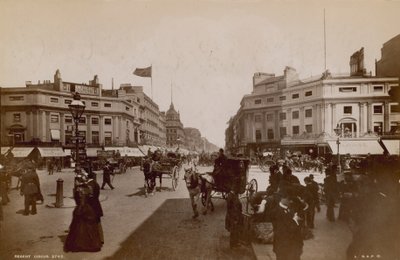 Regent Circus, Londen door English Photographer